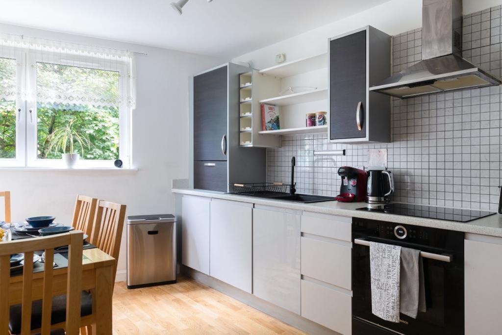 Thomahome Cosy&Stylish Apartment Edimburgo Esterno foto